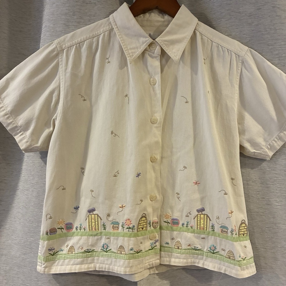 Vintage Christopher & Banks Embroidered Floral Button Up Grandma core Cottage M - Picture 2 of 5